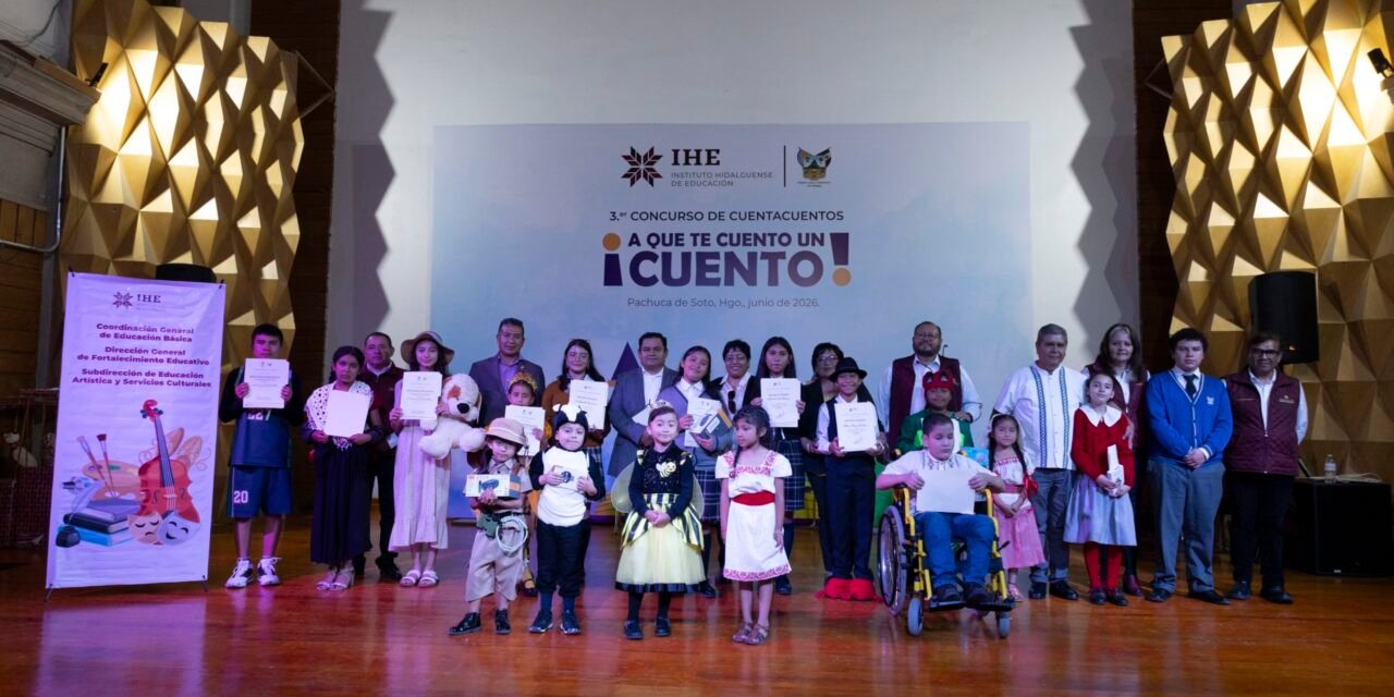 Reconoce talento y creatividad de estudiantes en concurso de cuentacuentos
