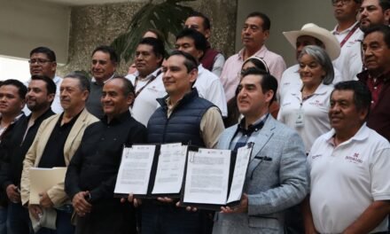 Saderh y Universidad de Chapingo firman convenio para el análisis de suelos agrícolas