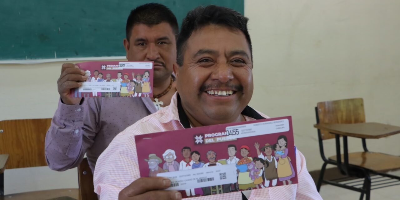 Sebiso mantiene entrega de tarjetas de programas sociales