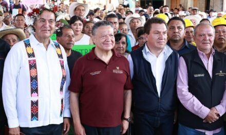 Menchaca Salazar anuncia inversión histórica de 635 millones de pesos para Tianguistengo