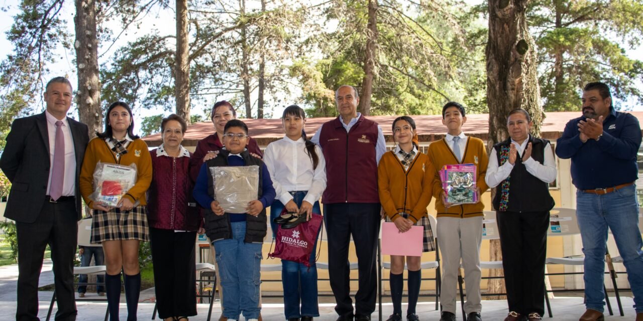 SEPH alista entrega de útiles, uniformes y calzado gratuito para estudiantes de nivel básico  