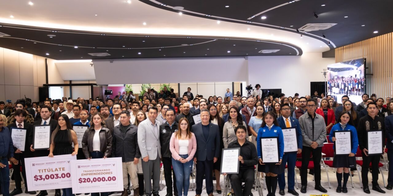 Menchaca Salazar respalda transformación de juventud hidalguense
