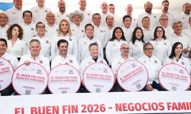 Convoca Julio Menchaca a sector empresarial a generar prosperidad compartida en todo el país